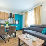 House Fun&relax * Sestanovac